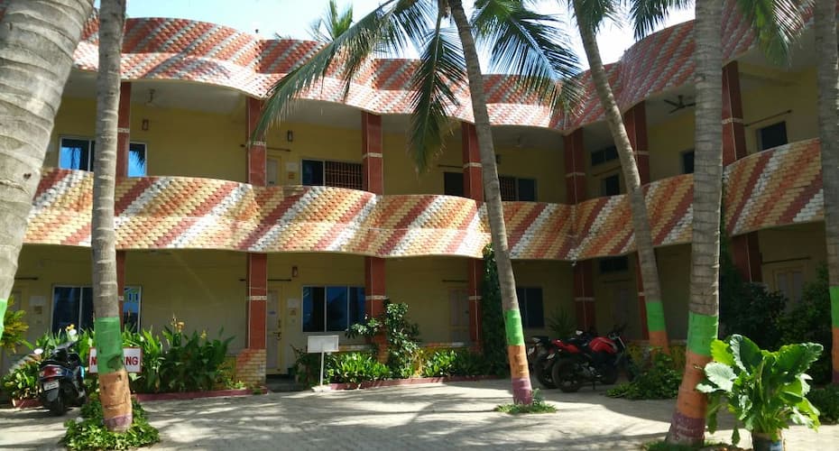 Sea shore Garden resort, Mahabalipuram 1